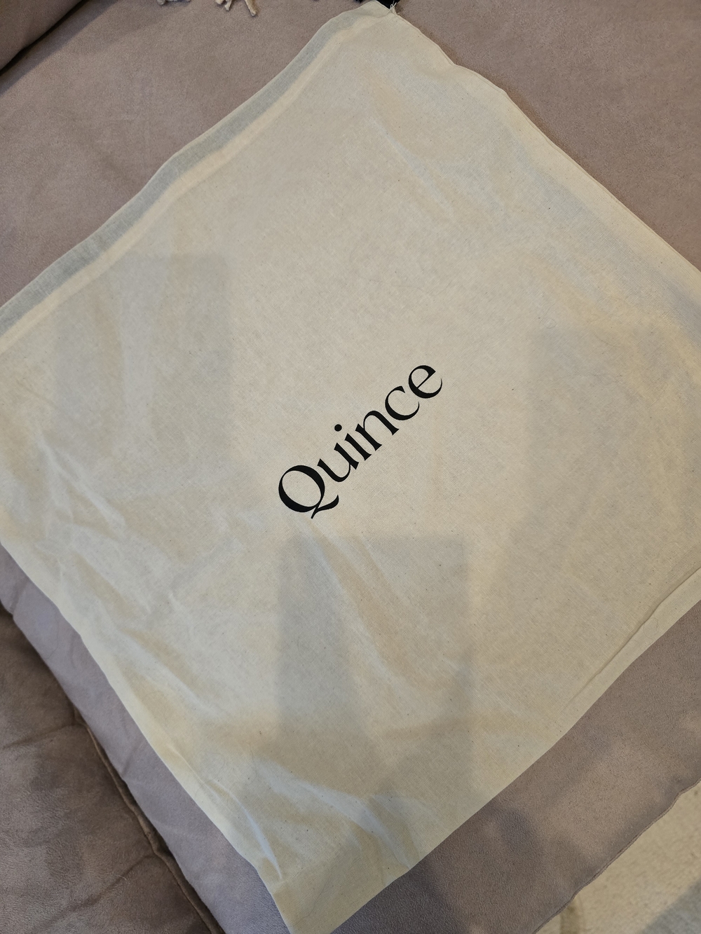Quince Dust Bag in Natural Cream
